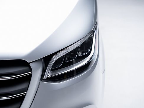 Used 2022 Mercedes-Benz Sprinter 144 Cargo image 11