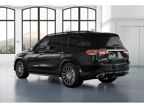 Used 2026 Mercedes-Benz GLS 450 4MATIC image 30