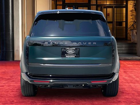 New 2026 Land Rover Range Rover Autobiography AWD/4WD image 7