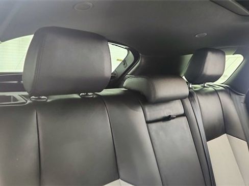 Used 2024 Land Rover Range Rover Velar Dynamic SE image 27