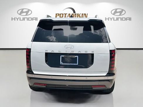 New 2026 Hyundai Palisade Limited FWD image 6
