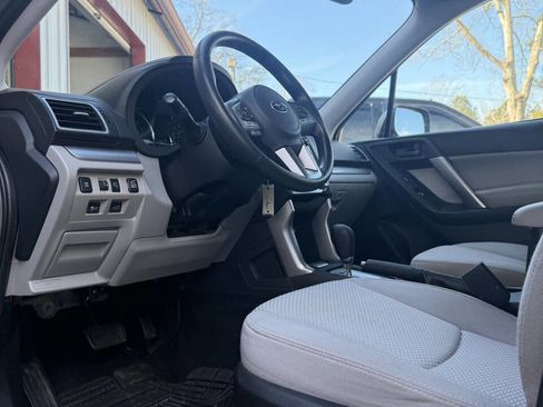 Used 2018 Subaru Forester 2.5i Premium image 8