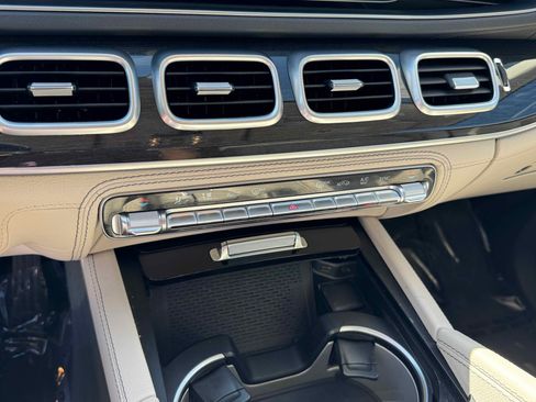 Certified 2020 Mercedes-Benz GLE 450 4MATIC image 22