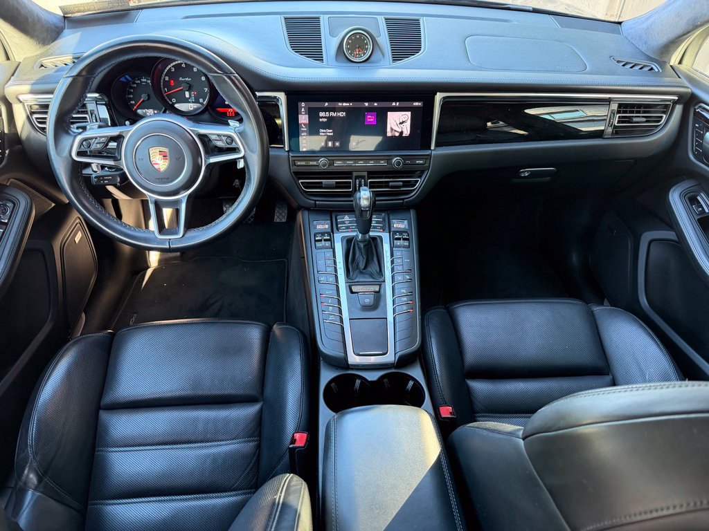 Certified 2021 Porsche Macan Turbo AWD/4WD image 17
