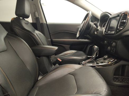 Used 2018 Jeep Compass Limited w/ Navigation Group AWD/4WD image 21