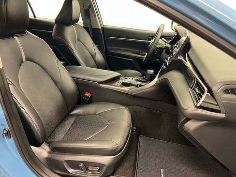 Used 2024 Toyota Camry XSE image 13