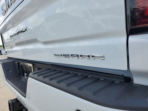 New 2026 GMC Sierra 2500 Denali Ultimate AWD/4WD image 8