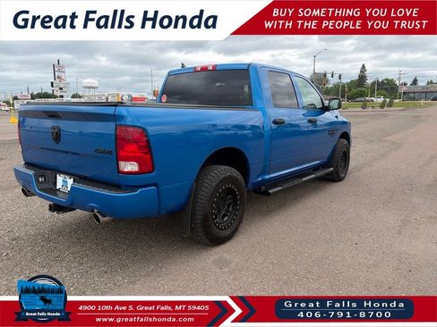 Used 2019 RAM 1500 Express w/ Hydro Blue Sport Package AWD/4WD image 8