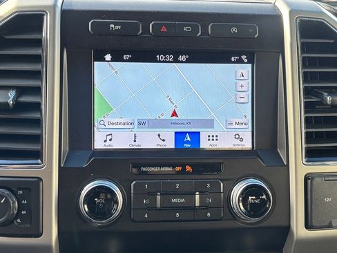 Certified 2019 Ford F150 Lariat w/ Equipment Group 502A Luxury image 44