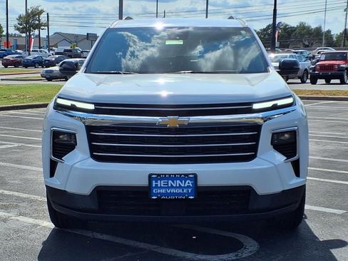 New 2026 Chevrolet Traverse LT w/ Driver Confidence Package FWD image 2