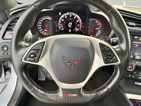 Used 2016 Chevrolet Corvette Z06 w/ 3LZ Preferred Equipment Group RWD image 15