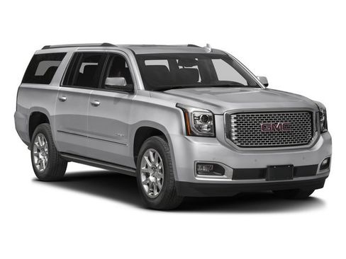 Used 2016 GMC Yukon XL Denali w/ Open Road Package AWD/4WD image 6