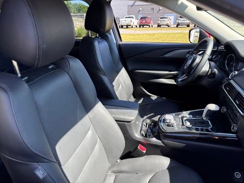 Certified 2023 MAZDA CX-9 Touring Plus AWD/4WD image 11