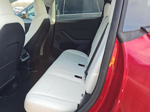 Used 2024 Tesla Model Y Performance image 11