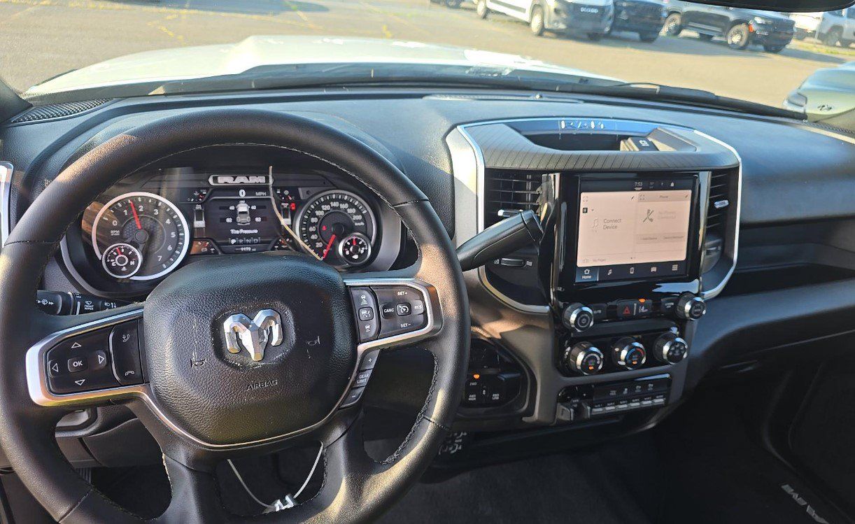 Used 2025 RAM 3500 Lone Star w/ Safety Group AWD/4WD image 9
