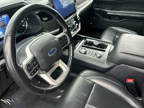 Certified 2024 Ford Expedition Max XLT image 4
