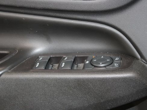 Used 2021 Chevrolet Equinox LT AWD/4WD image 23