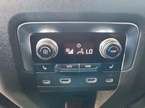 Certified 2024 GMC Yukon XL AT4 w/ Technology Package AWD/4WD image 7
