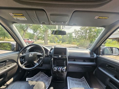 Used 2005 Honda CR-V EX image 46