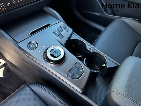 New 2026 Kia Sportage EX image 17