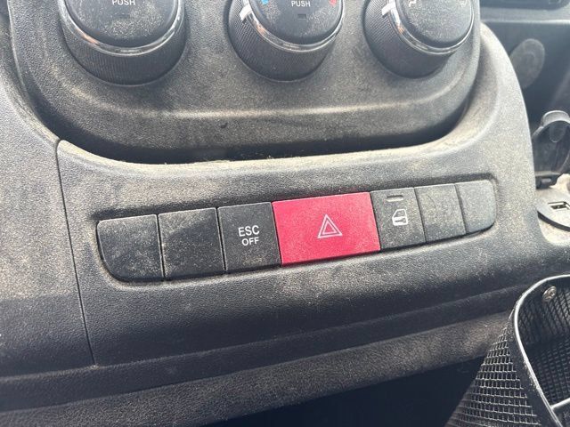 Used 2020 RAM ProMaster 2500 w/ Interior Convenience Group FWD image 20