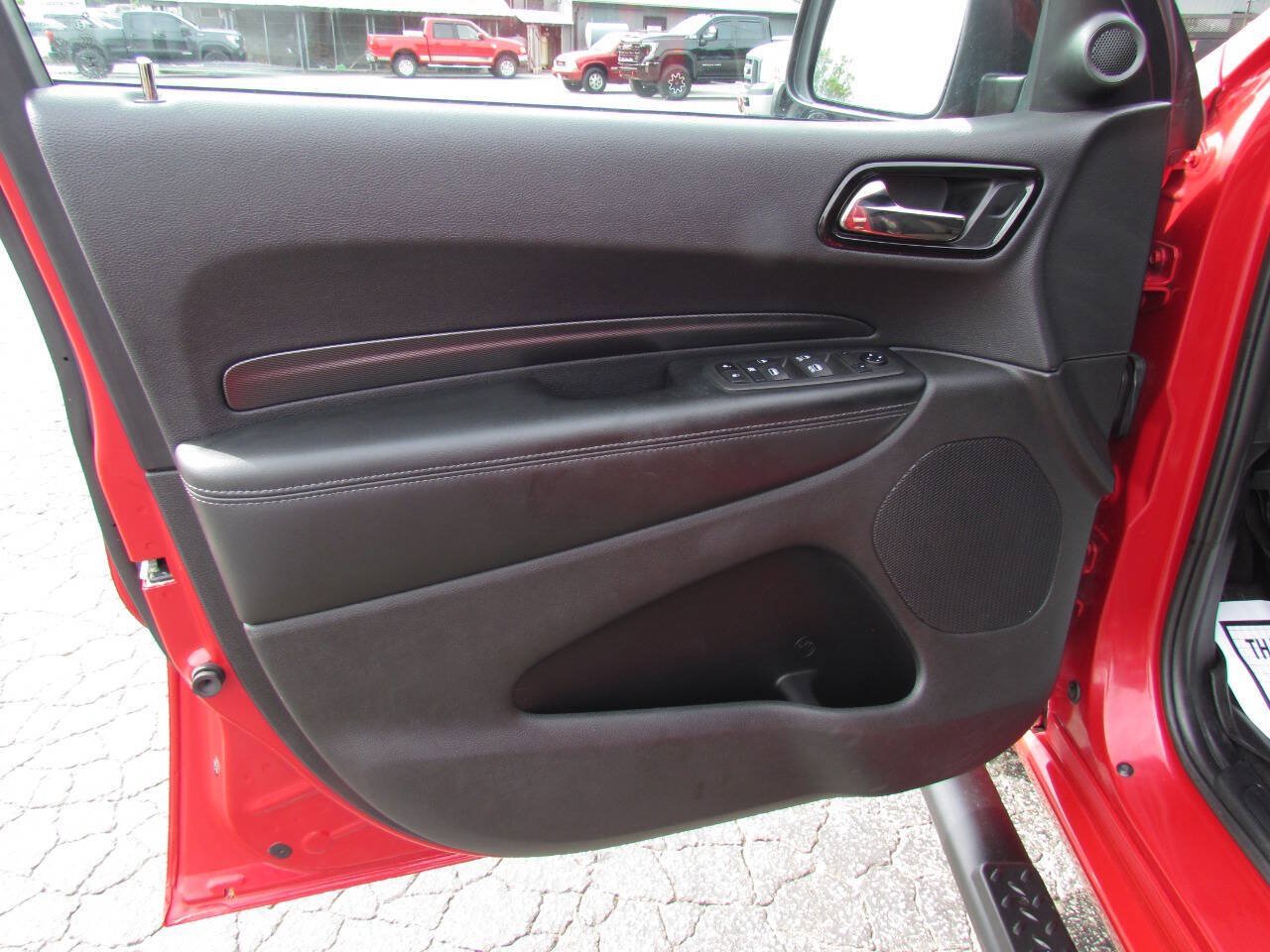 Used 2021 Dodge Durango GT w/ Blacktop Package AWD/4WD image 11