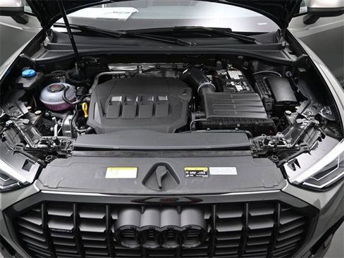 New 2025 Audi Q3 2.0T Premium image 15