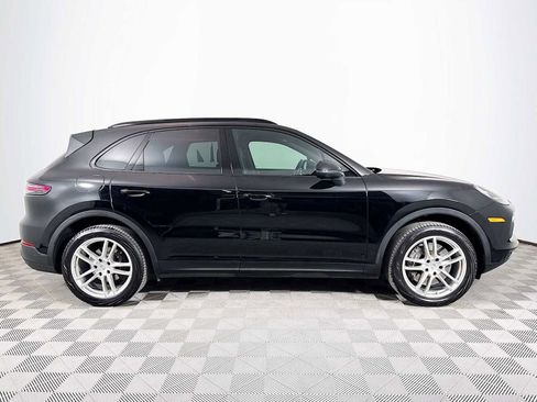 Used 2022 Porsche Cayenne image 4