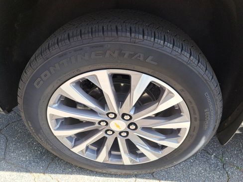 Certified 2023 Chevrolet Traverse Premier image 18