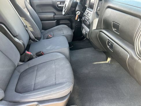 Used 2021 Chevrolet Silverado 1500 Custom RWD image 9