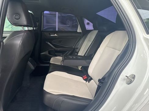 Used 2020 Volkswagen Jetta R-Line w/ R-Line Cold Weather Package image 17