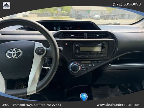 Used 2014 Toyota Prius C Two FWD image 32