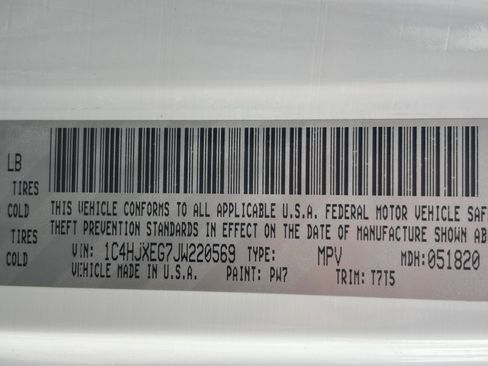 Used 2018 Jeep Wrangler Unlimited Sahara image 34