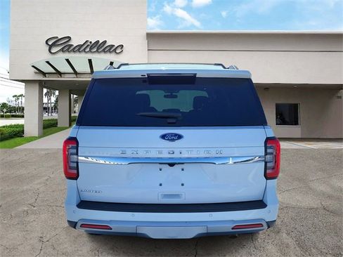 Used 2024 Ford Expedition Limited image 4