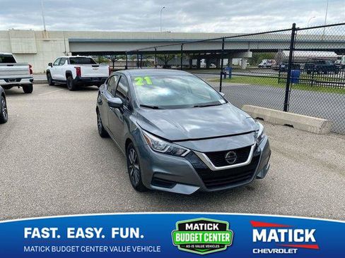 Used 2021 Nissan Versa SV FWD image 1