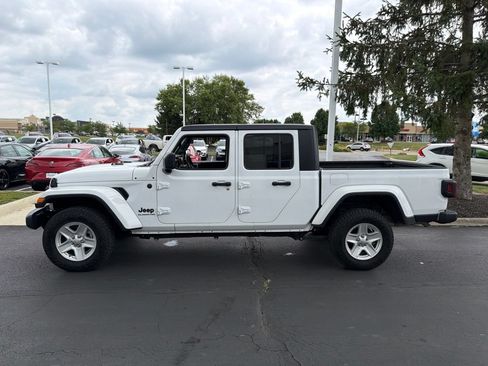 Used 2022 Jeep Gladiator Sport AWD/4WD image 3