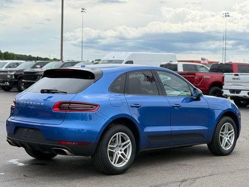 Used 2018 Porsche Macan AWD/4WD image 43