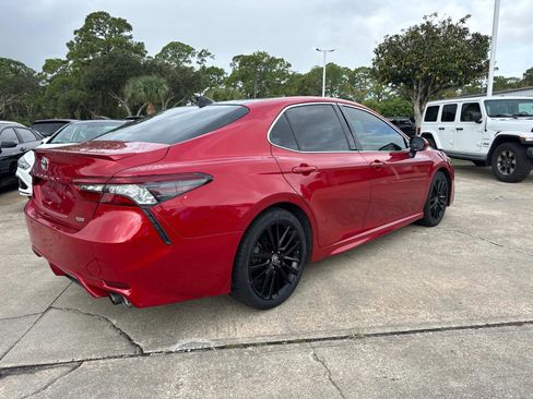 Used 2022 Toyota Camry XSE w/ Navigation Package image 3