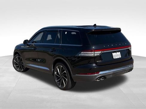 Used 2020 Lincoln Aviator Reserve AWD/4WD image 3