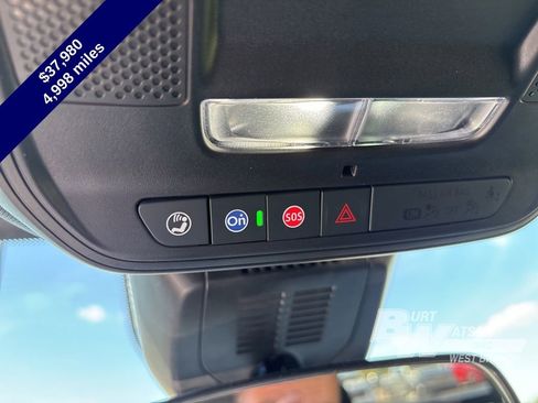 Used 2026 GMC Terrain Elevation w/ Elevation Premium Package image 24