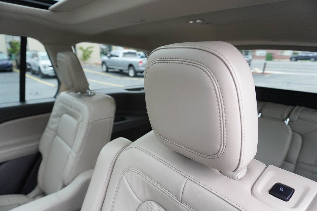 Used 2024 Lincoln Aviator Reserve w/ Jet Package AWD/4WD image 43
