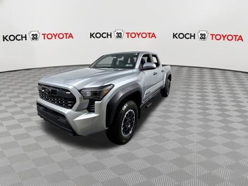 New 2025 Toyota Tacoma TRD Off-Road image 4