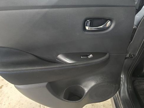 Used 2018 Nissan Leaf S w/ S Charge Package FWD image 15
