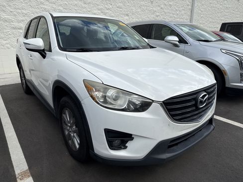 Used 2016 MAZDA CX-5 Touring w/ Bose/Moonroof Package FWD image 2