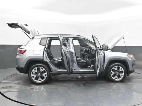 Used 2019 Jeep Compass Limited AWD/4WD image 48