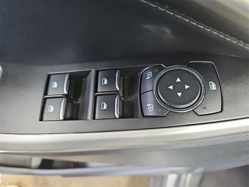 Used 2023 Ford Explorer XLT w/ Equipment Group 202A image 28