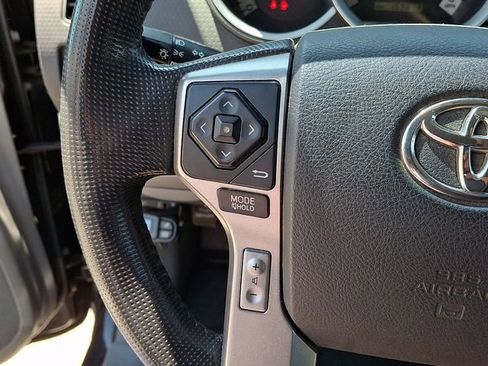 Used 2014 Toyota Tacoma 4x4 Double Cab w/ TRD Off-Road Package image 16