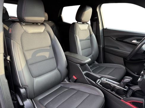 Used 2021 Chevrolet TrailBlazer RS w/ Convenience Package image 26