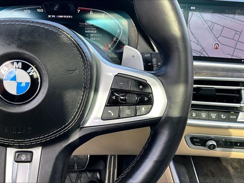 Used 2021 BMW X5 M50i image 27