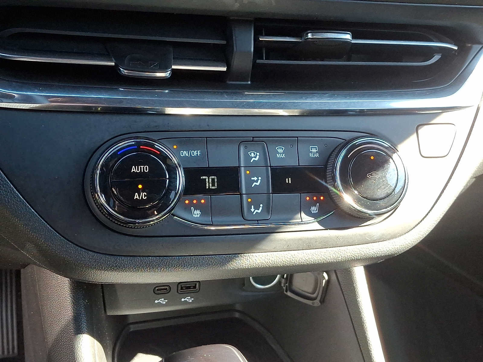 Used 2024 Buick Envista Preferred w/ Convenience I Package FWD image 15